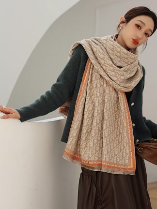 Cashmere scarf 10084