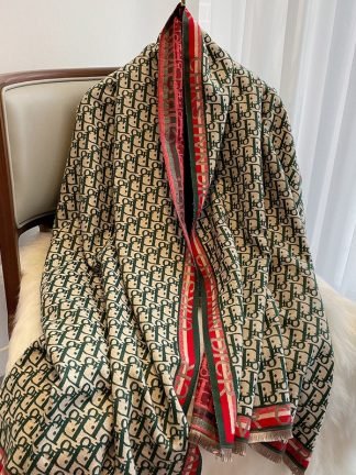 Cashmere Scarf 10082